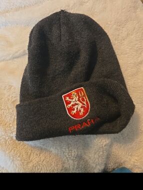 040326 Winter beanie prahà black cap box 22U